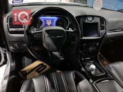 کرایسلەر 300